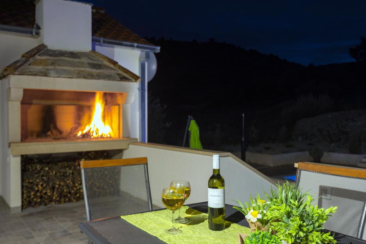 Holiday Home Ela Dracevica ภายนอก รูปภาพ